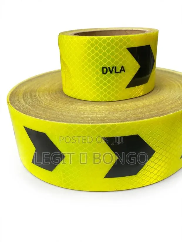 Green and Black DVLA Reflector · Photo 1