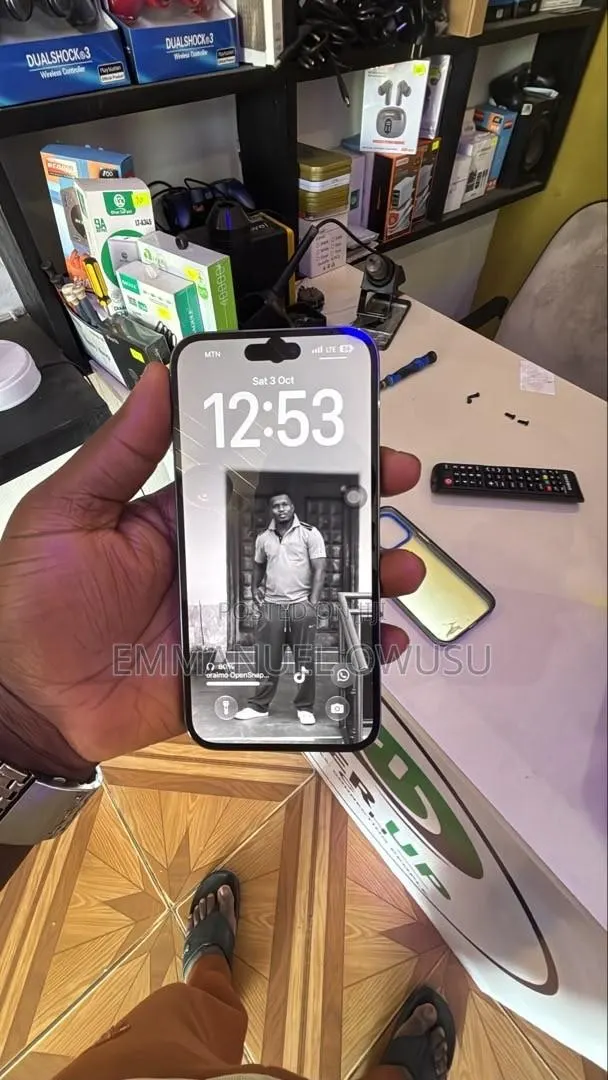 Apple iPhone 14 Pro Max 256 GB Purple · Photo 1