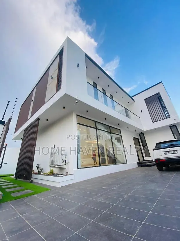 4bdrm House in Oyarifa for sale · Photo 1