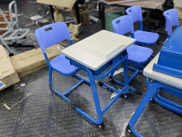 Adults Learning Desk With a Chair · Photo 1