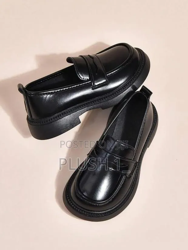 Black Leather Loafers for Toddlers · Photo 1