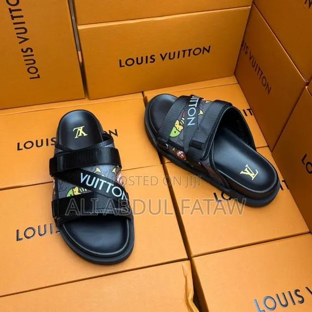 Louis Vuitton Flap · Photo 1