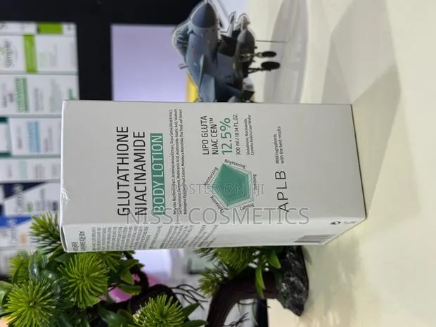 Glutathione Niacinamide Body Lotion · Photo 1