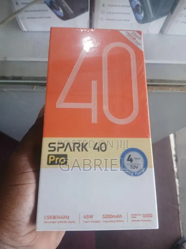 New Tecno Spark 40 Pro 256 GB Black · Photo 1