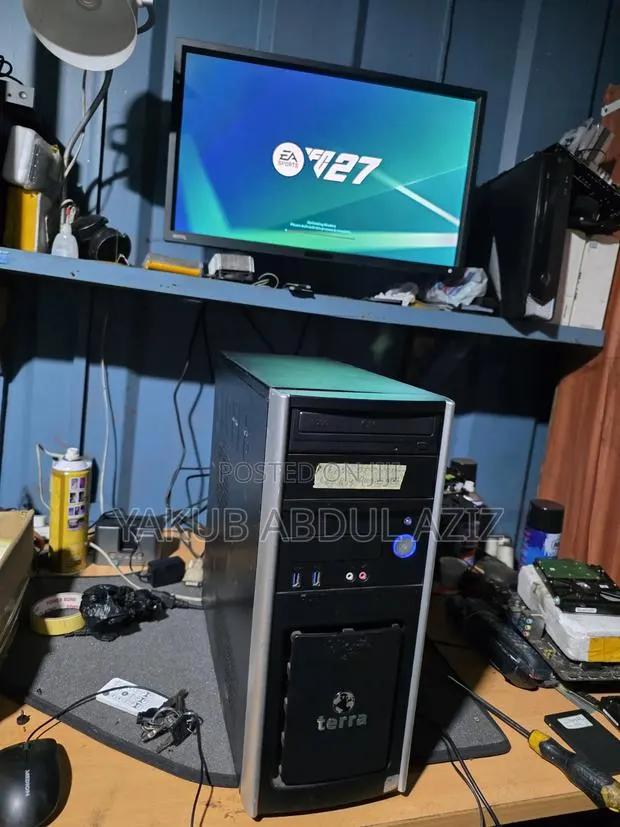 Desktop Computer Asus 16GB Intel Core i7 HDD+SSD 6T · Photo 1