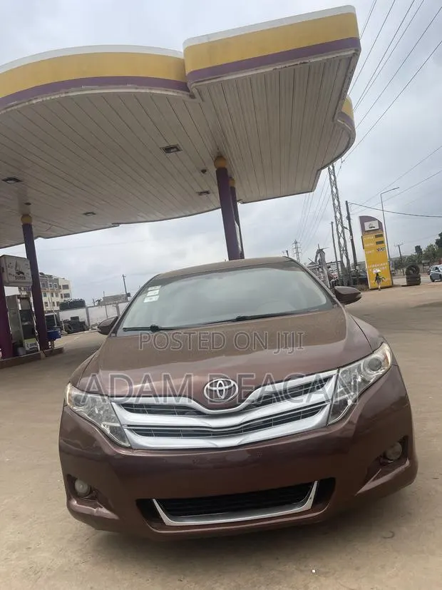 Toyota Venza 2013 Brown · Photo 1