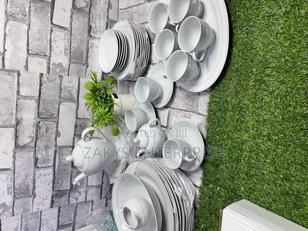 47pcs Dinner Set (Porcelain) · Photo 4