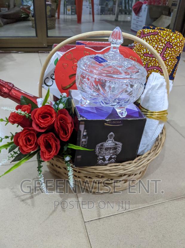 Festive Elegance Hamper · Photo 3