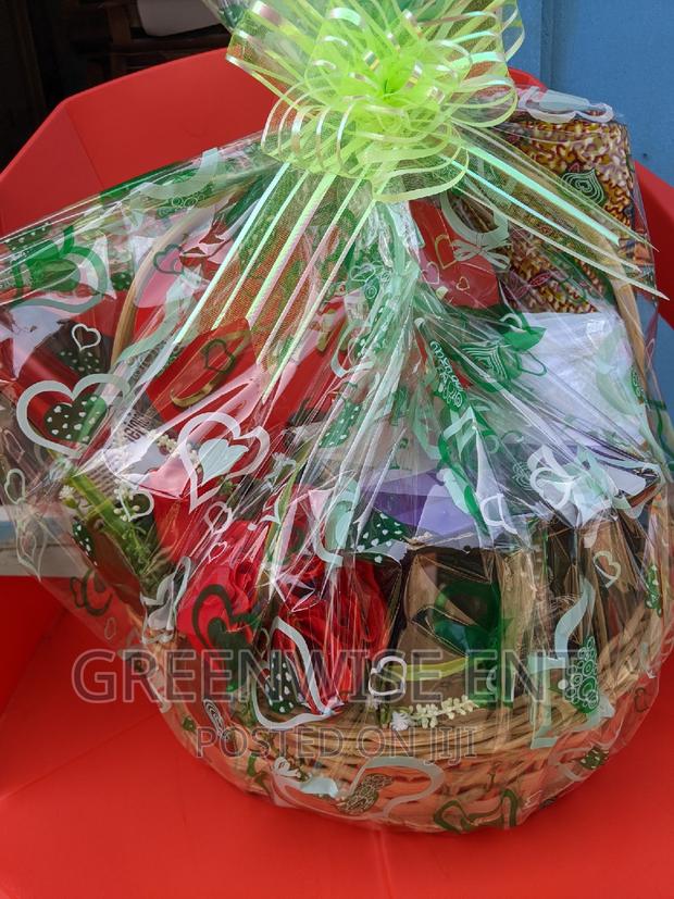Festive Elegance Hamper · Photo 4