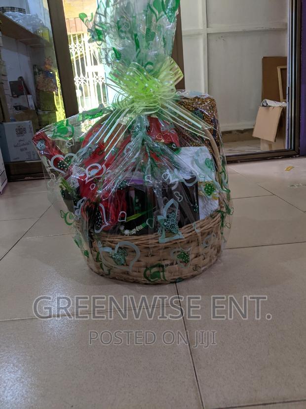 Festive Elegance Hamper · Photo 1