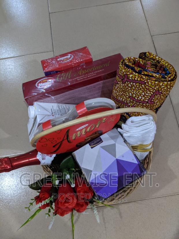 Festive Elegance Hamper · Photo 5