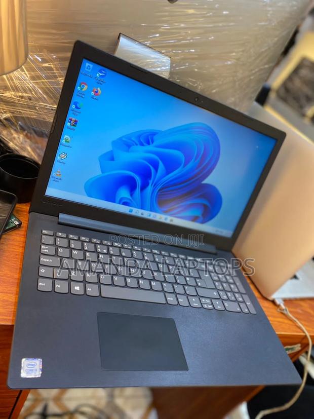 New Laptop Lenovo Ideapad 3 4GB Intel Core I3 HDD+SSD 1T · Photo 2