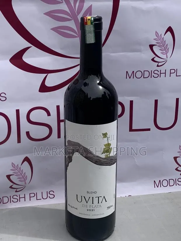 Uvita Blend De Plata Red Wine · Photo 1