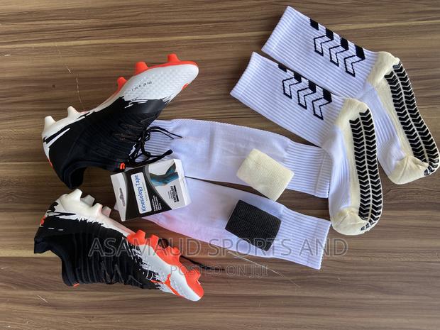Original Puma Football Boot at Cool Price · Photo 2