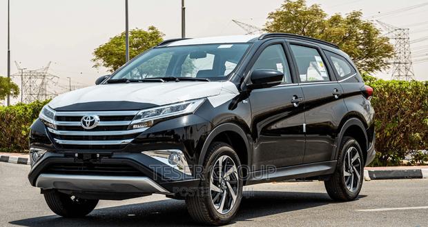 New Toyota Rush 2023 Black · Photo 4