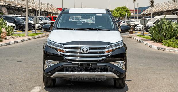 New Toyota Rush 2023 Black · Photo 3