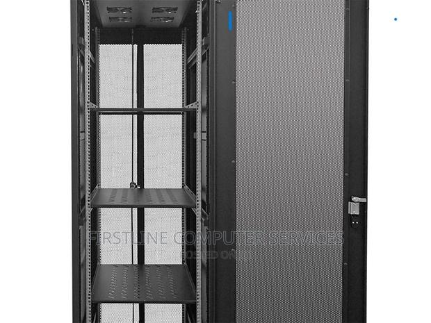42U Server Rack · Photo 1