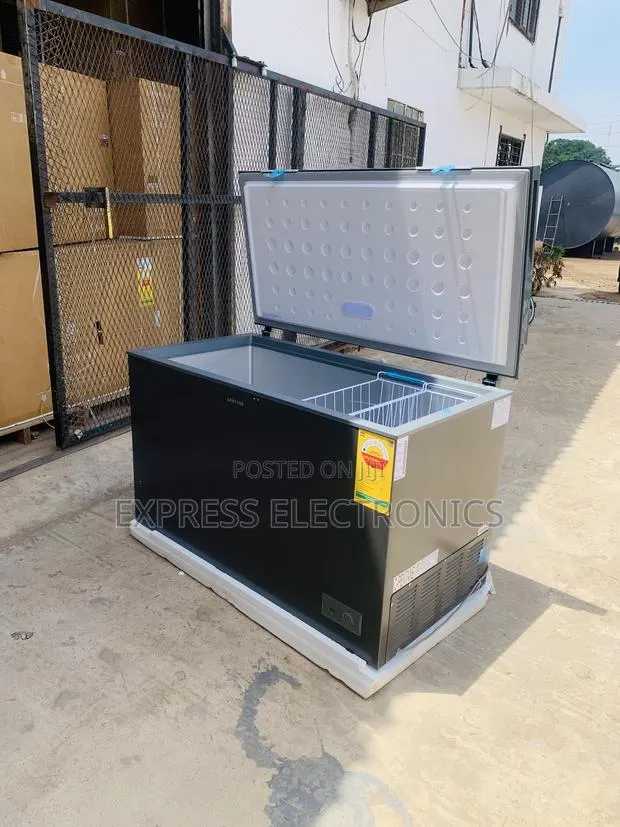 Quality Chill Chest Single Dark Grey Door Freezer 371l · Photo 1
