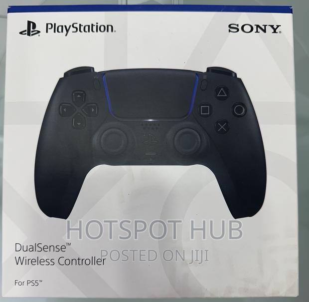 Sony Playstation 5 Dual Sense Controllers · Photo 2