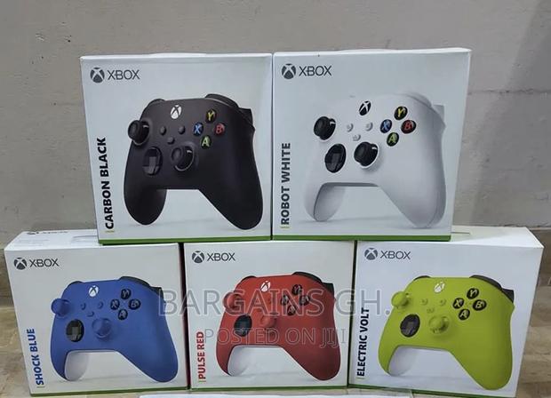 Original Xbox Series S/X Wireless Controllers · Photo 2