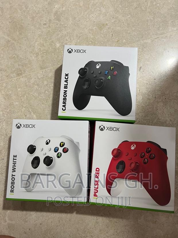 Original Xbox Series S/X Wireless Controllers · Photo 3