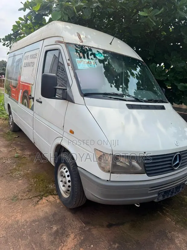 Mercedes-Benz Sprinter 1997 White · Photo 1