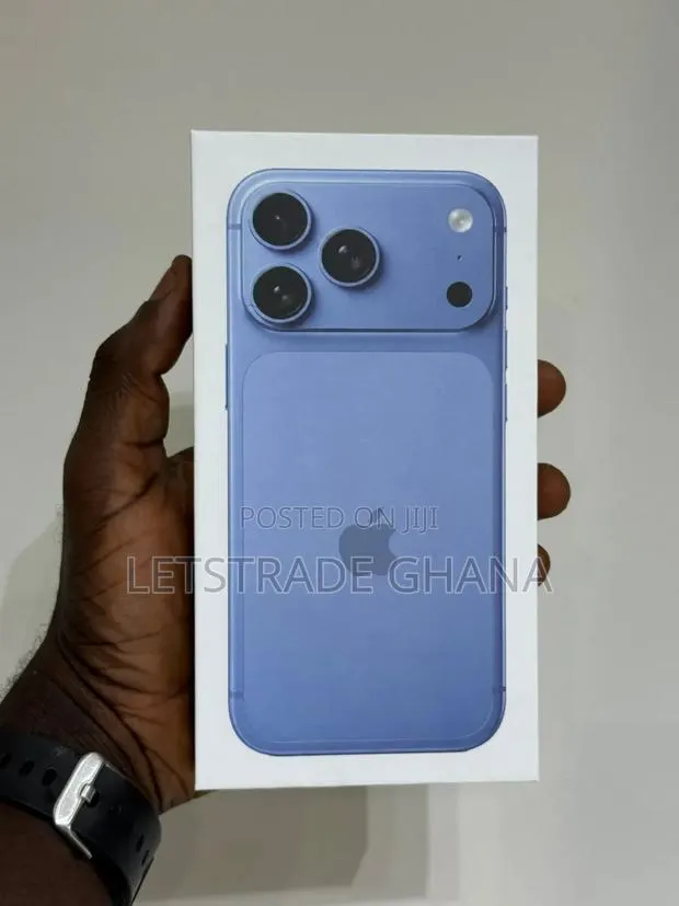 New Apple iPhone 18 Pro Max 256 GB Blue · Photo 1
