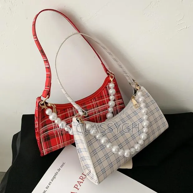 Crossbody Women's Bag Flower Material Small Square Bag · Photo 1
