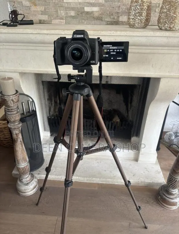 Canon M50 Mark Ii + 15-45mm Is STM Lens · Photo 1