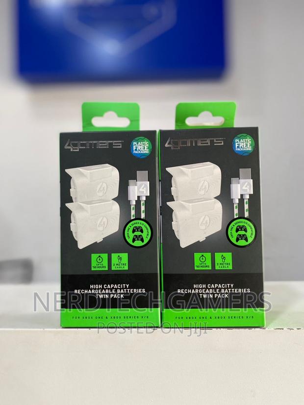 4gamers Sx-C8 X Twin Play Charge Battery Pack · Photo 1