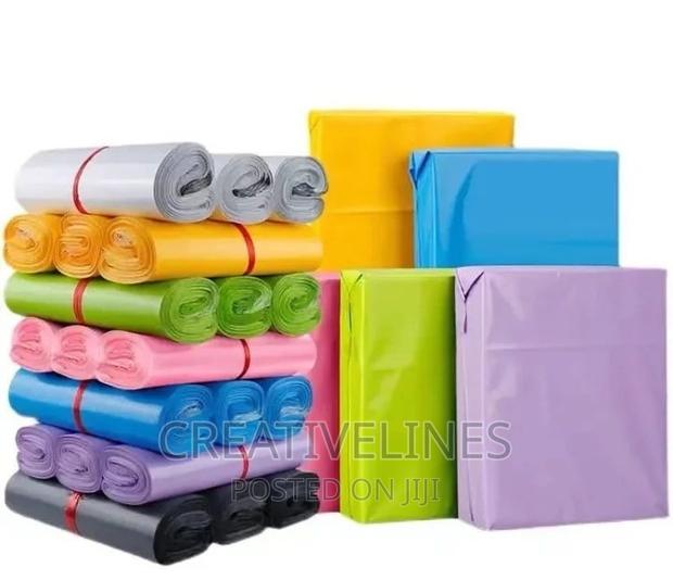 Polymailer · Photo 1