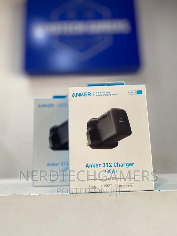 Anker 312 Charger 30w · Photo 1