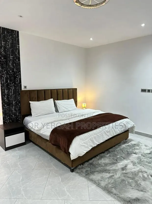 Furnished 5bdrm Penthouse in Spintex:-Fully for rent