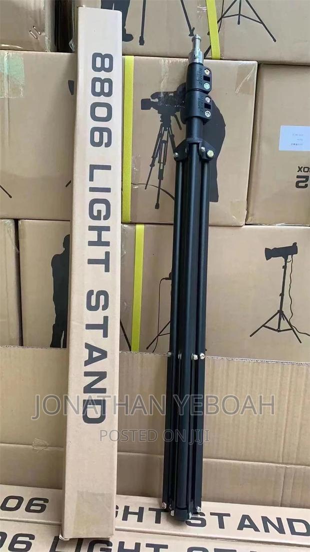 Heavy Duty Tripod Stand for Ringlights /Studio Lights · Photo 2