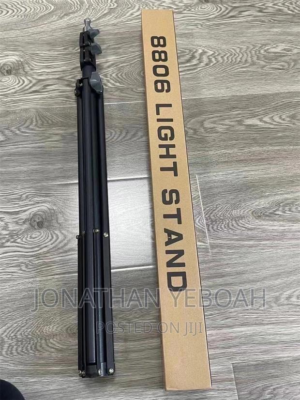 Heavy Duty Tripod Stand for Ringlights /Studio Lights · Photo 1