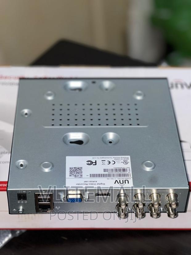 Uniview Xvr301-08f FHD XVR 8ch · Photo 2