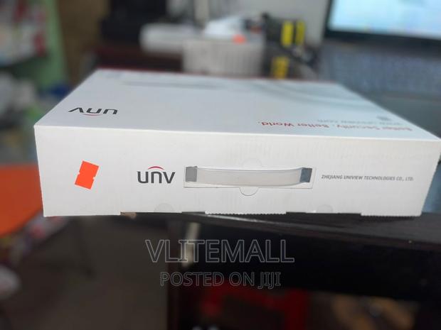 Uniview Xvr301-08f FHD XVR 8ch · Photo 3