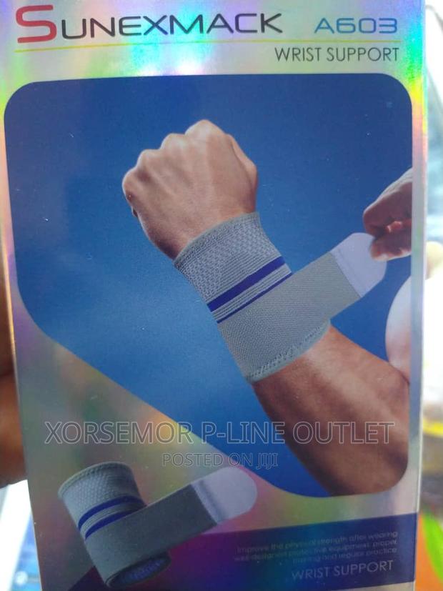 Wrist Support Cotton Belt · Photo 1