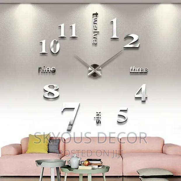 3D Wall Clock · Photo 1