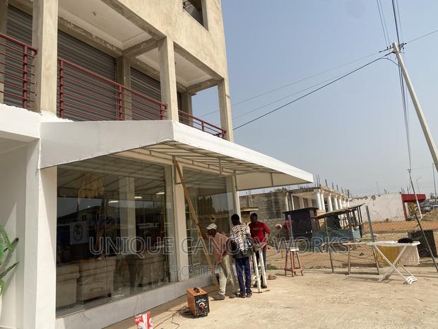 Sunshade Canopy · Photo 3