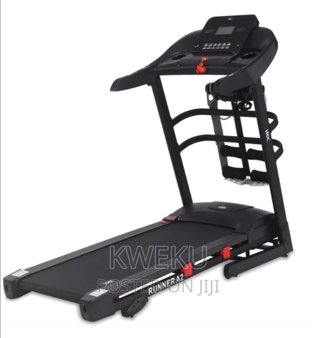 Treadmill With Massager Lifecare · Photo 6