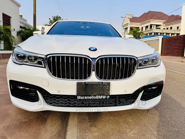 BMW 7 Series 2019 White · Photo 3