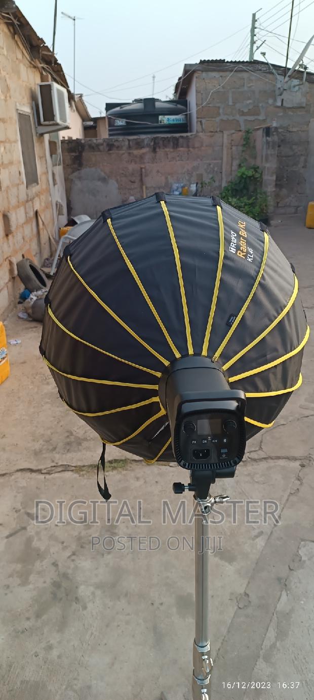 Triopo 65cm Beauty Dish Softbox With Grid and Reflector · Photo 5