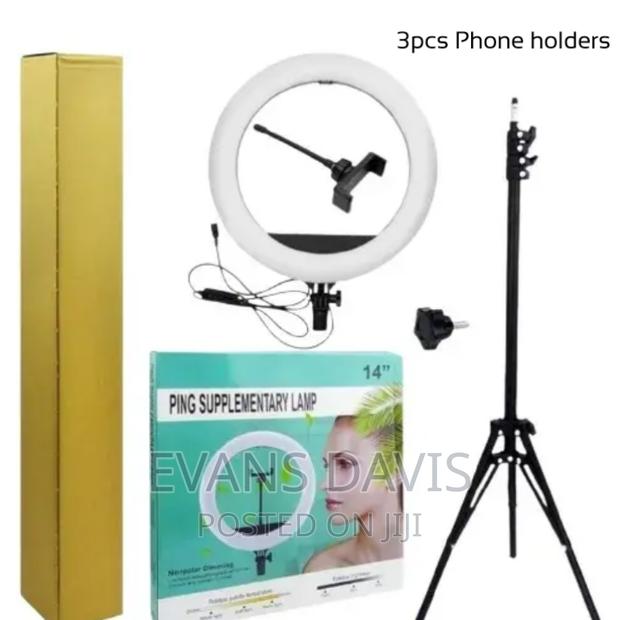 14" Ring Light With Controller And Adjustable Tripod Stand · Photo 1