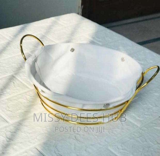 Gold Metallic Bread Basket · Photo 6