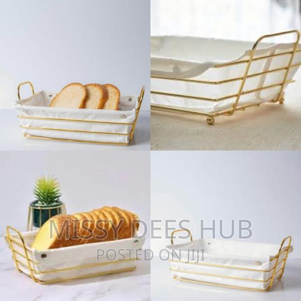 Gold Metallic Bread Basket · Photo 8