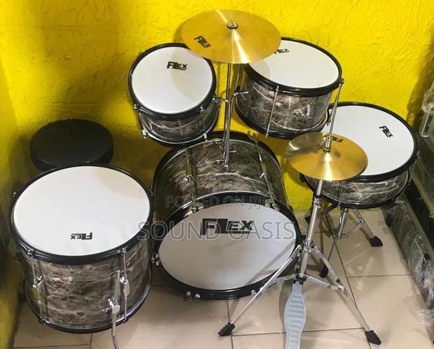 FLEX Junior Kicker 5-Piece Drum Set · Photo 1
