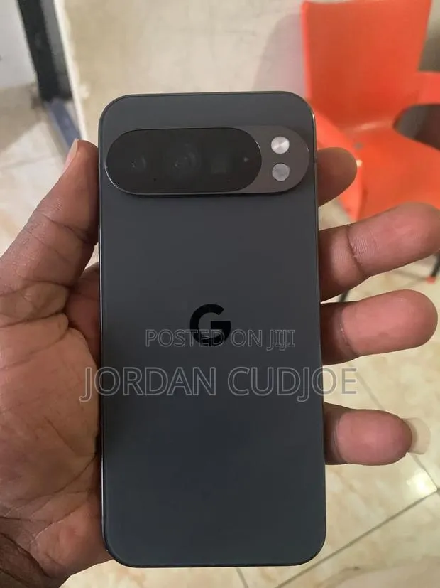 Google Pixel 10 Pro XL 256 GB Black · Photo 1