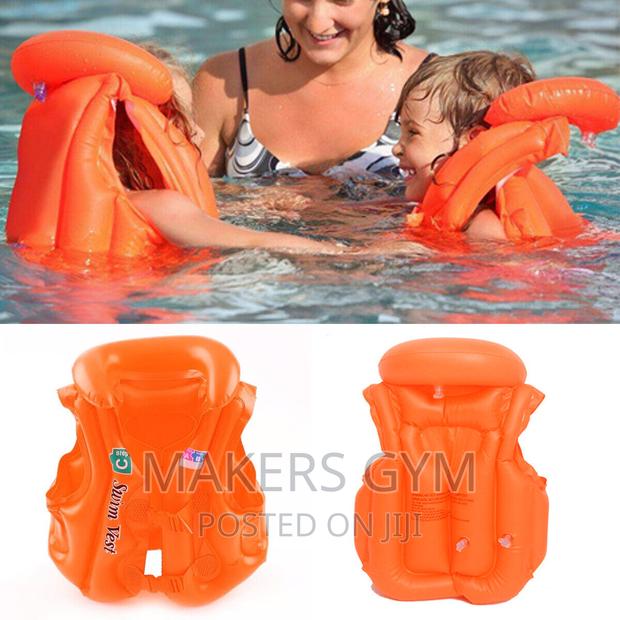 Swim Vest ( Delux Kids) · Photo 2
