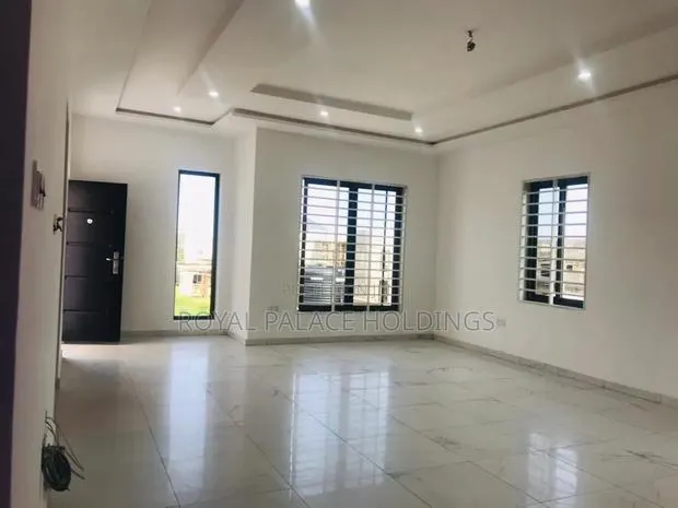 4bdrm Duplex in Hills, East Legon for sale · Photo 1